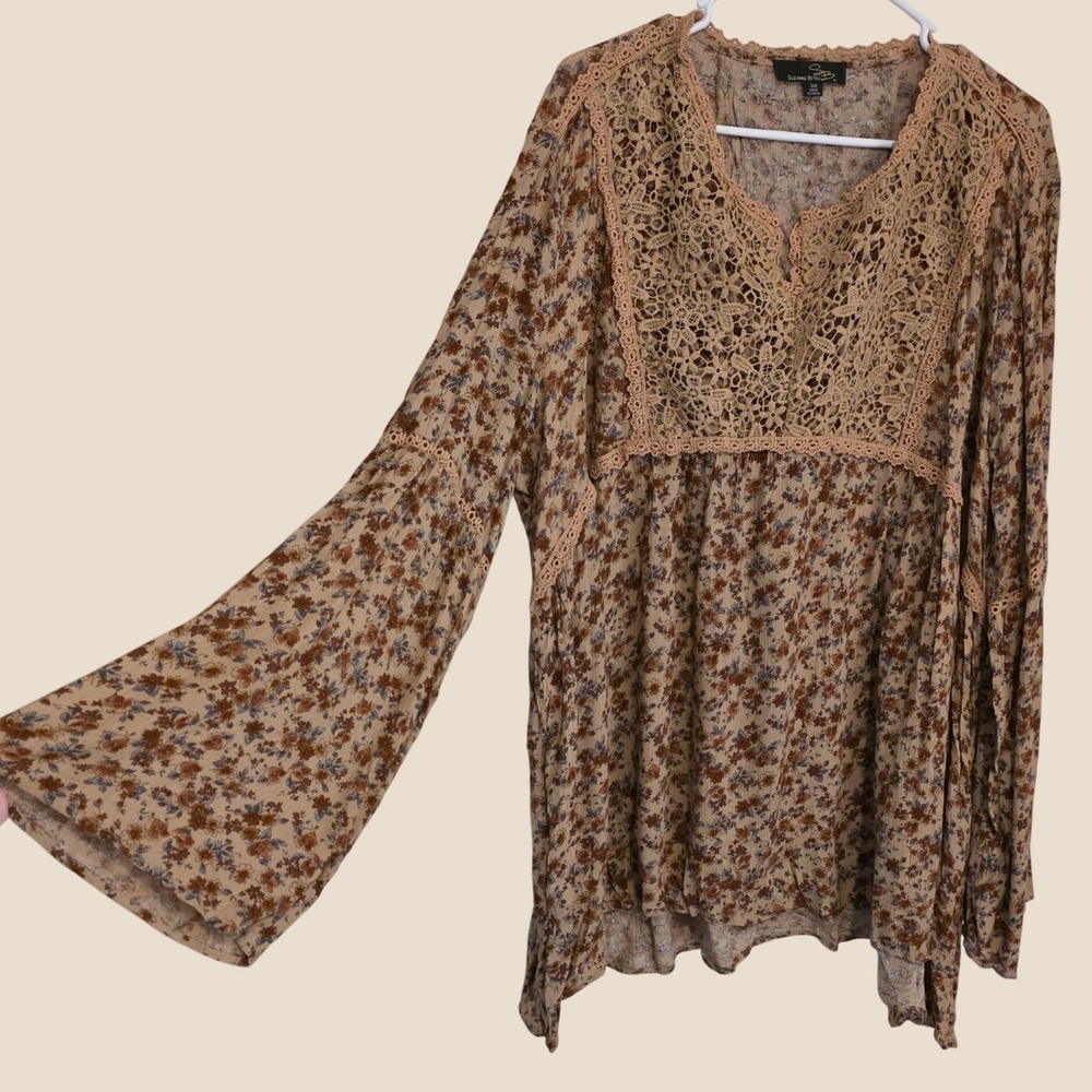 Womens Floral Fairy Boho Top Size 3X Tan Lace Yoke Bell Sleeve Cottage Peasant